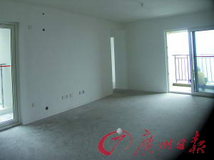 虽称毛坯房交楼,但房间已带简单装修